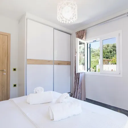 Ilianas R&f Luxury Apartment *