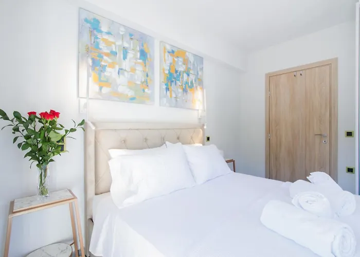 Ilianas R&f Luxury Appartement