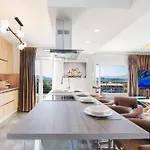 Ilianas R&f Luxury Apartament *