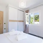 Ilianas R&f Luxury Apartament *